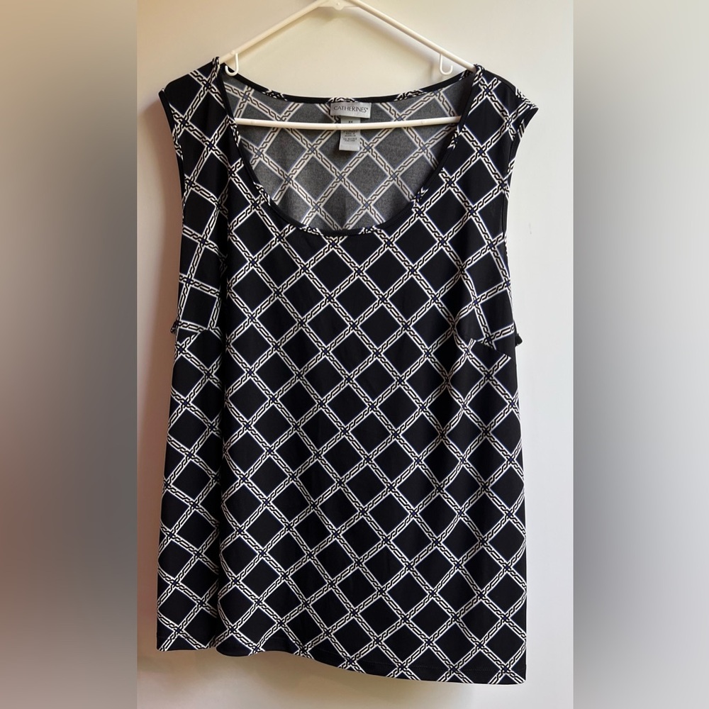 Catherines Black and White Geometric Women's Top